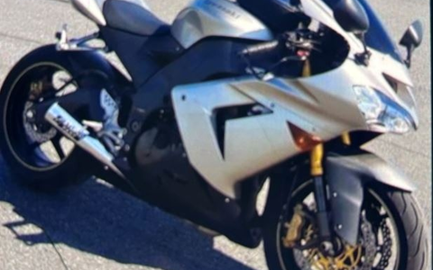 POL-K: 250514-2-K Mordkommission ermittelt nach Schuss auf Mann in Pulheim - Polizei Köln sucht mit Foto nach Flucht-Motorrad des SchĂŒtzen - Foto: presseportal.de POL-K: 250514-2-K Mordkommission ermittelt nach Schuss auf Mann in Pulheim - Polizei Köln sucht mit Foto nach Flucht-Motorrad des SchĂŒtzen - Foto: presseportal.de