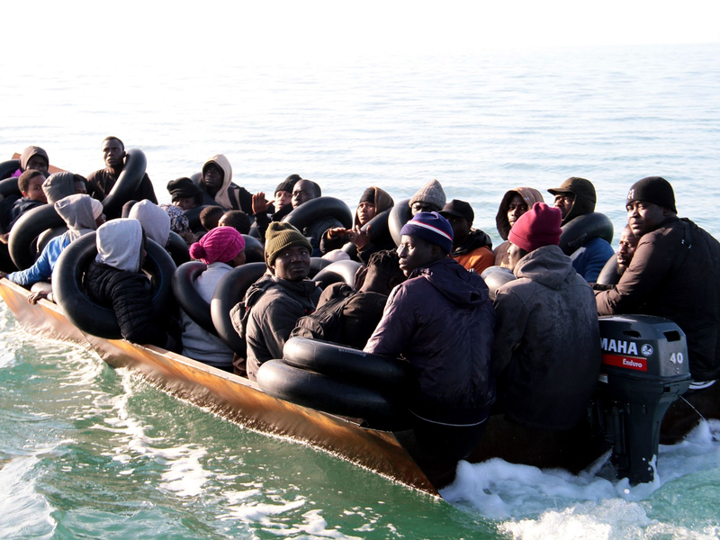 Die Zusammenarbeit der EU mit Transitländern wie Tunesien macht es Migranten zunehmend schwerer, illegal in die EU zu kommen. (Archivbild)  - Foto: AP/dpa