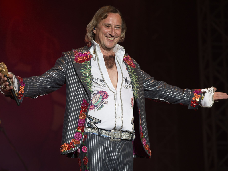 Ein Gesamtkunstwerk: Dieter Thomas Kuhn. - Foto: Dominic Pencz/dpa