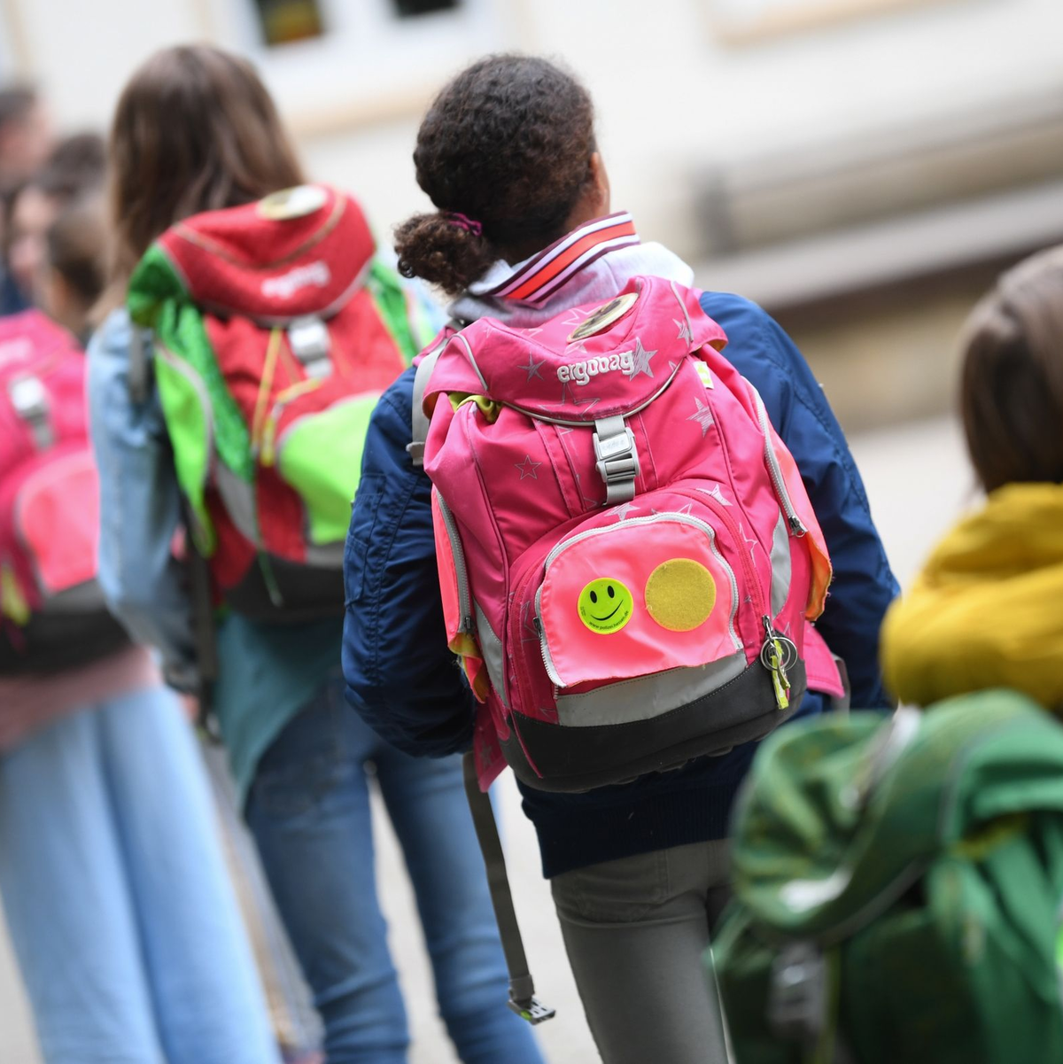 Knapp zwei Millionen Kinder sind in Deutschland auf Bürgergeld angewiesen. - Foto: Arne Dedert/dpa