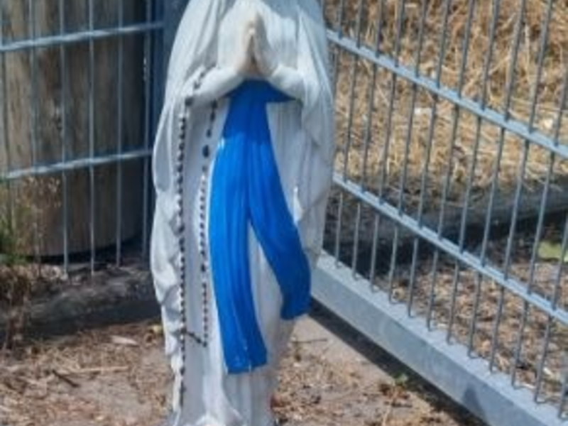 POL-UL: (UL) Emerkingen - Diebstahl auf Friedhof / Ein Unbekannter entwendete in den vergangenen Tagen eine Bronzeskulptur in Emerkingen. - Foto: presseportal.de
