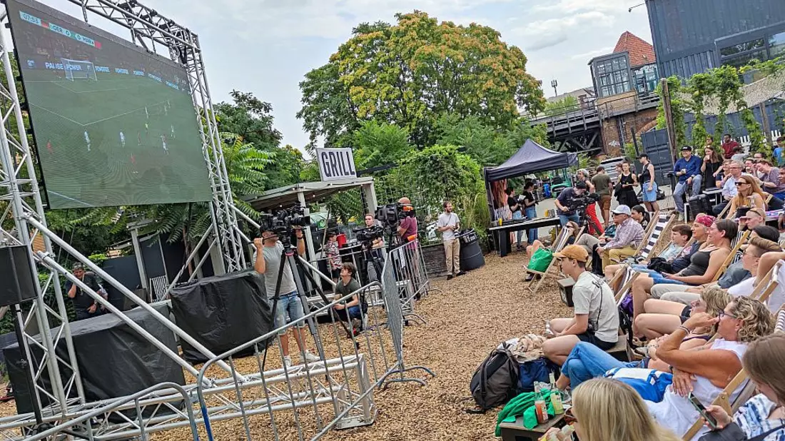 Public Viewing im Berliner Biergarten BRLO am 24.07.2023 - Bild: ?ber dts Nachrichtenagentur