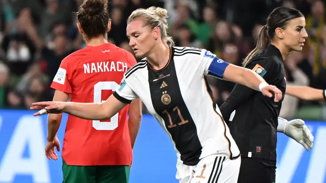 Brachte die DFB-Auswahl in Führung: Alexandra Popp. - Bild: Sebastian Christoph Gollnow/dpa