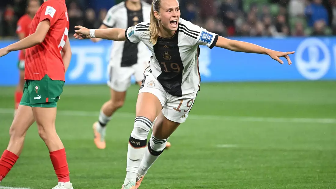 Klara Bühl erzielte den dritten deutschen Treffer. - Bild: Sebastian Christoph Gollnow/dpa