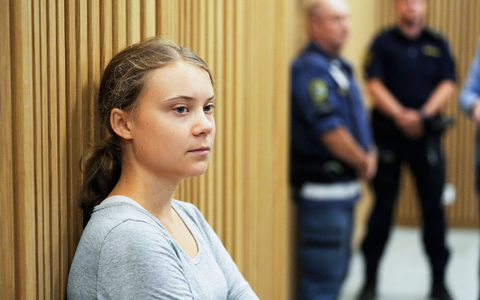 Greta Thunberg wird vorgeworfen, Anweisungen der Polizei missachtet zu haben. Ihr droht ein Bußgeld. - Foto: Pavel Golovkin/AP/dpa