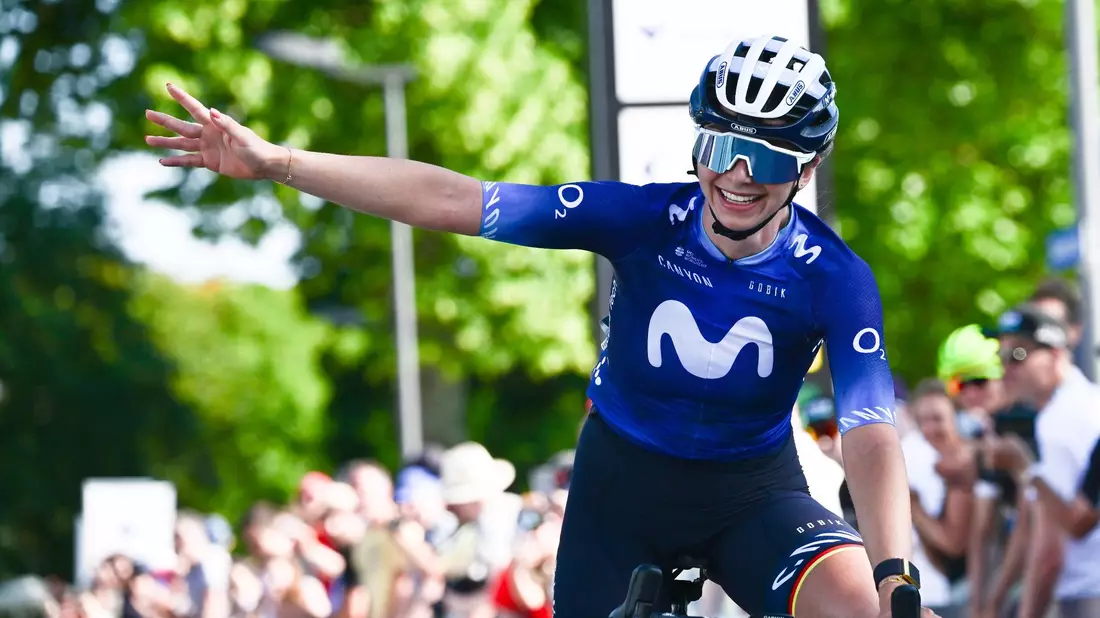 Sicherte sich bei der zweiten Etappe der Tour de France Femmes den Sieg: Liane Lippert. - Bild: Bernd Weißbrod/dpa/Archivbild