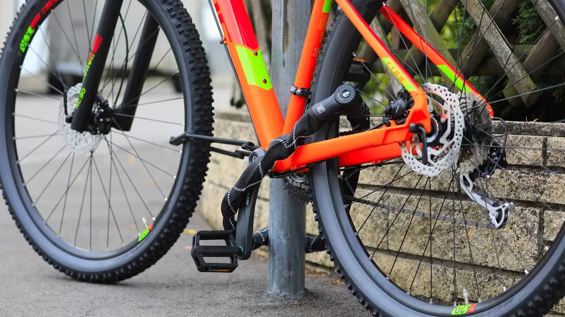POL-DA: Kelsterbach: Fahrradcodierung am Fritz-Treutel-Haus - Bild: presseportal.de