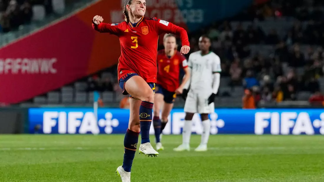 Die Spanierin Teresa Abelleira feiert ihren Führungstreffer. - Bild: Abbie Parr/AP