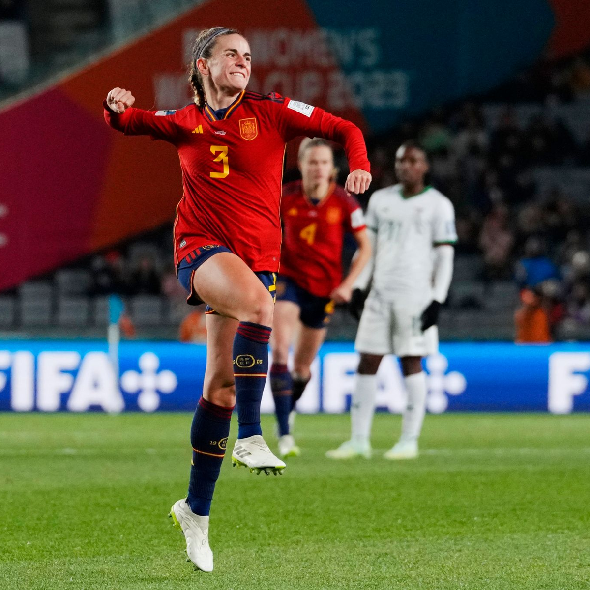 Die Spanierin Teresa Abelleira feiert ihren Führungstreffer. - Foto: Abbie Parr/AP