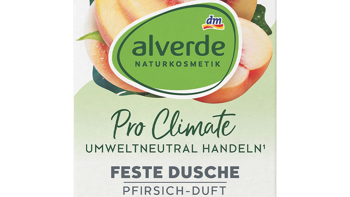 Ein Produkt aus der Serie Pro Climate mit dem neuen Siegel «umweltneutral handeln» der Drogeriemarktkette dm. - Foto: dm-drogerie markt/dpa