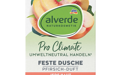 Ein Produkt aus der Serie Pro Climate mit dem neuen Siegel «umweltneutral handeln» der Drogeriemarktkette dm. - Foto: dm-drogerie markt/dpa