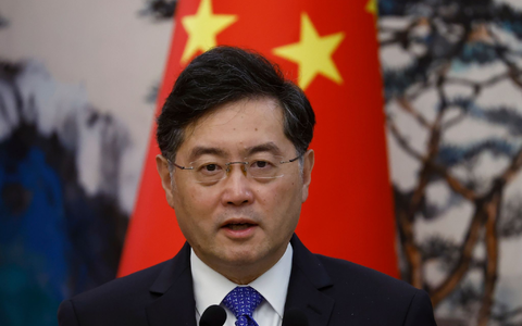 Qin Gang ist als Außenminister abgesetzt worden. Warum, ist nicht bekannt. - Foto: Thomas Peter/Reuters/AP/dpa