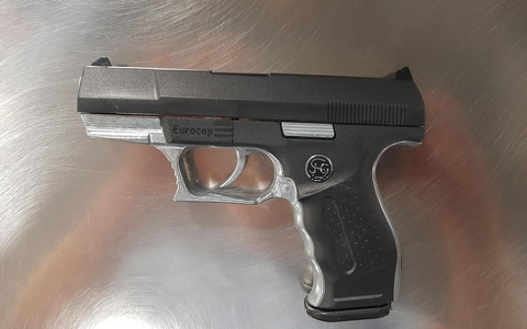 BPOLI L: Diebstähle und Bedrohung mit Waffe - 26-jähriger Slowake beschäftigt Bundespolizei am Wochenende - Foto: presseportal.de