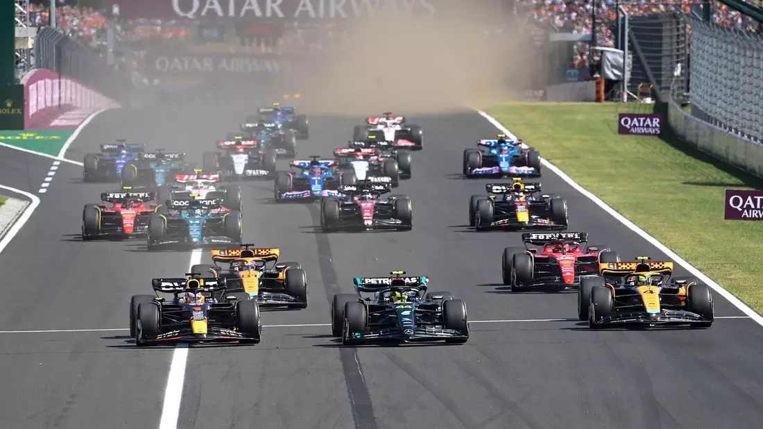 Die Formel 1 streitet sich derzeit um die Aufnahme neuer Teams. - Bild: Tamas Kovacs/MTI/AP/dpa