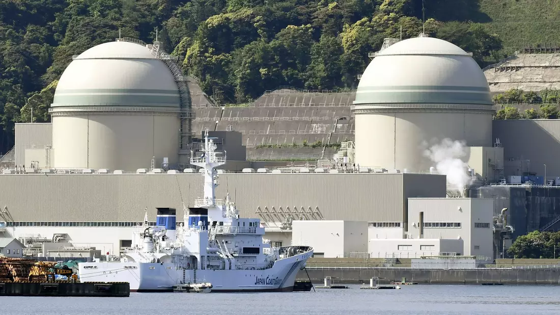 Das Kernkraftwerk Takahama wurde 1974 zum ersten Mal in Betrieb genommen. - Bild: kyodo/Kyodo/dpa