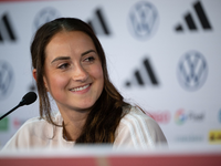 Erstmals bei der EM in der Startelf: Sara Däbritz  - Foto: Sebastian Christoph Gollnow/dpa