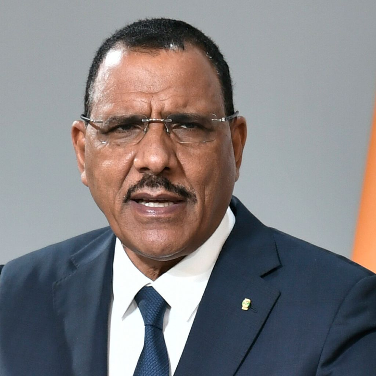 Mohamed Bazoum richtet einen Appell an die Weltgemeinschaft. - Foto: Stephane De Sakutin/AFP POOL/AP/dpa