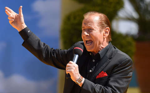 Ein Mann mit vielen Facetten: Michael Holm wird 80. - Foto: Patrick Seeger/dpa