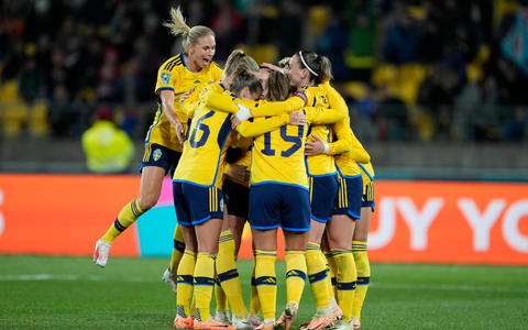 Die Schwedinnen feierten einen klaren Sieg gegen Italien. - Foto: John Cowpland/AP