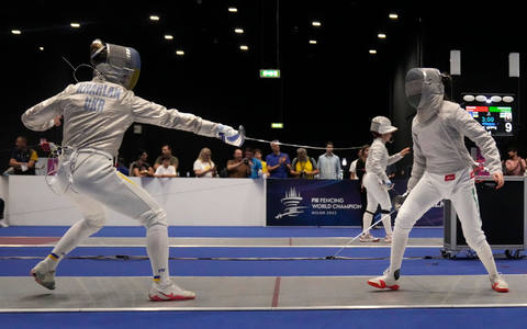 Wieder auf der Planche: Olha Charlan (l) aus der Ukraine. - Foto: Antonio Calanni/AP/dpa