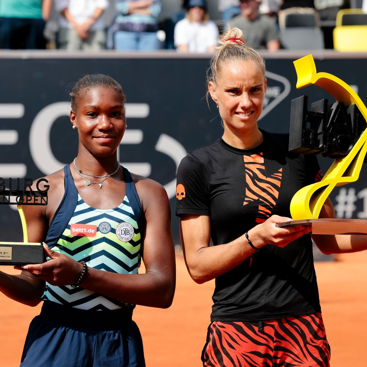 Noma Noha Akugue (l) musste sich im Finale von Hamburg Arantxa Rus geschlagen geben. - Foto: Frank Molter/dpa
