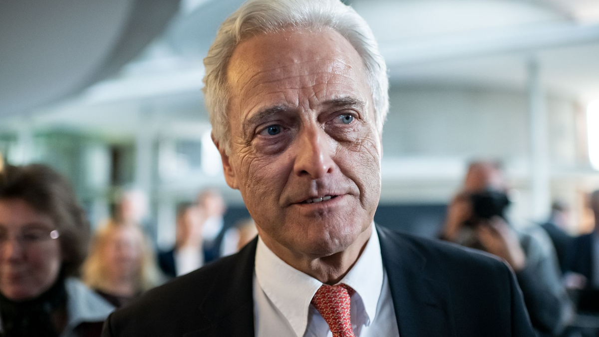 «Ich werde es jetzt gut sein lassen - und einer Nachfolgerin oder einem Nachfolger den Weg frei machen»: Peter Ramsauer. - Foto: Bernd von Jutrczenka/dpa