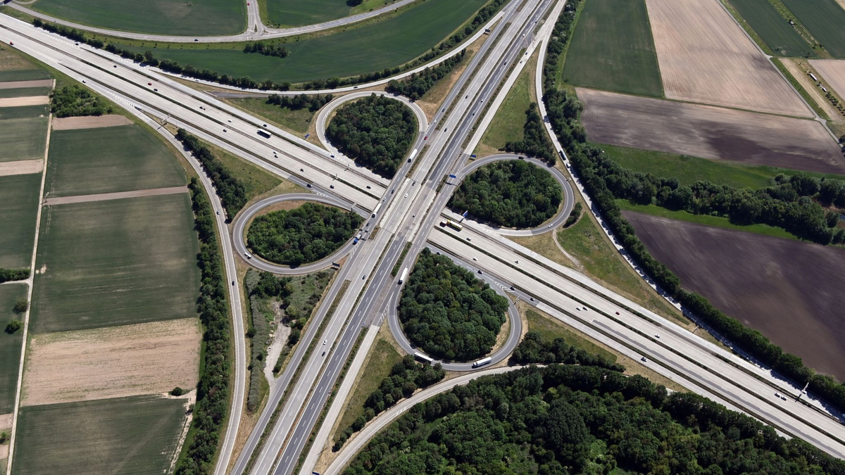 Ab dem 2. August verbrauchen die Menschen mehr natürliche Ressourcen, als die Erde eigentlich im ganzen Jahr geben kann. - Foto: Uli Deck/dpa