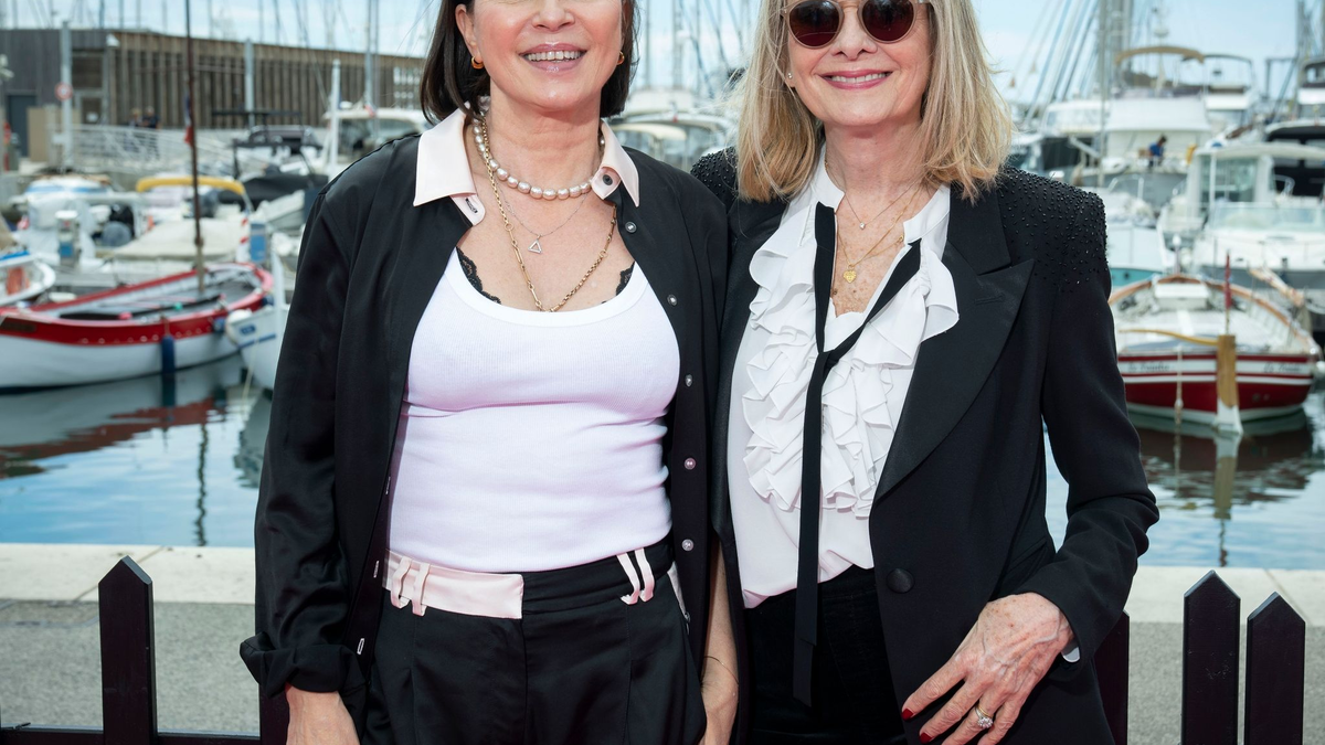 Sadie Frost (l) und Twiggy in Cannes. - Foto: Scott Garfitt/Invision/AP/dpa