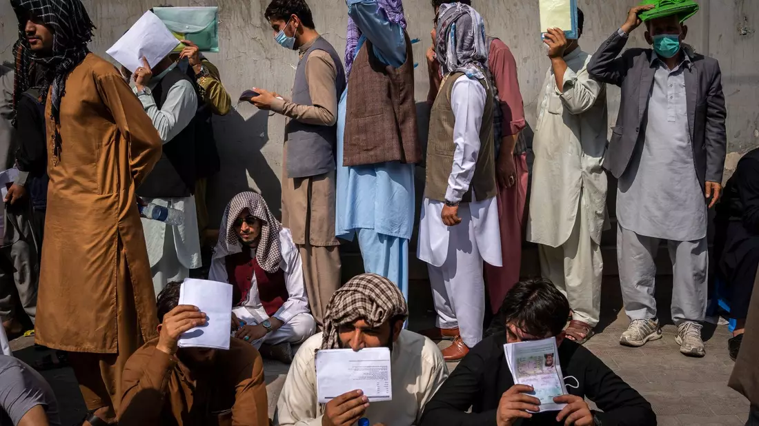 Laut UN leben in Iran mindestens 3,5 Millionen Afghanen (Archivbild). - Bild: Bernat Armangue/AP/dpa