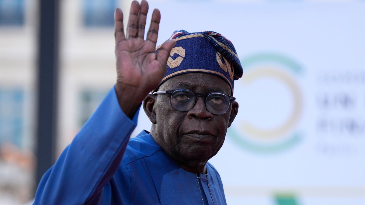Insbesondere Nigerias neuer Präsident Bola Tinubu scheint eine treibende Kraft hinter dem harten Kurs der Ecowas gegen die neuen Militärmachthaber im Niger zu sein. - Foto: Lewis Joly/AP Pool/AP