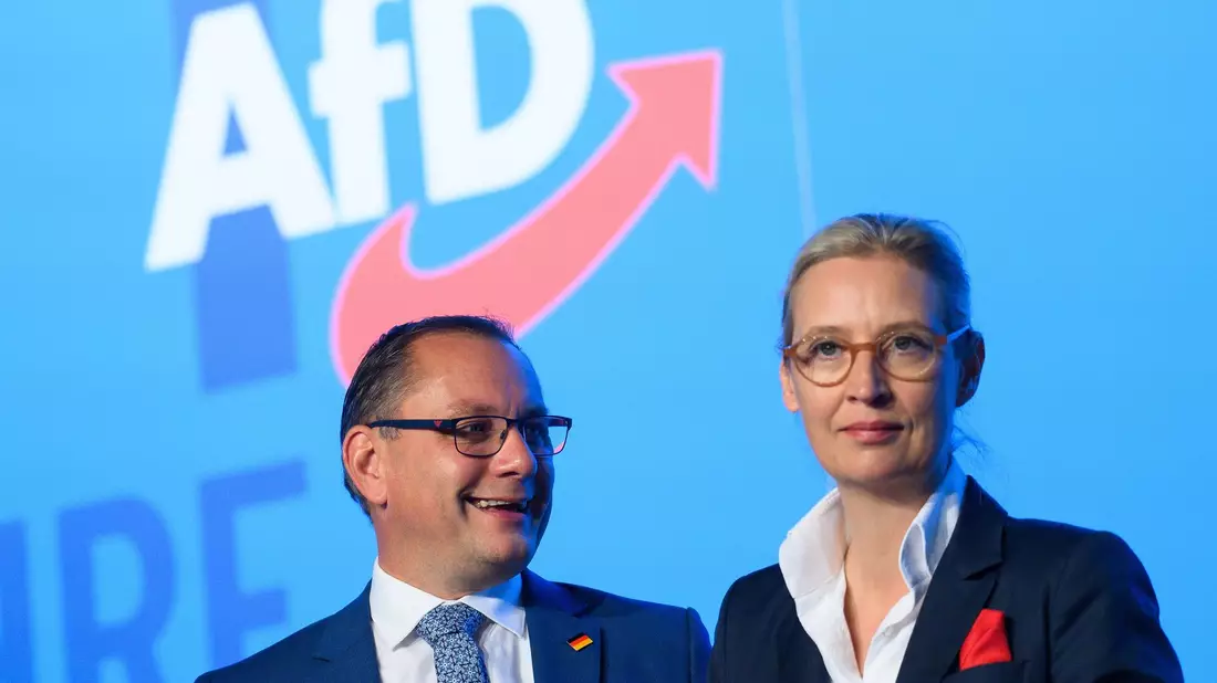 Die AfD-Bundesvorsitzenden in Magdeburg: Tino Chrupalla und Alice Weidel. - Bild: Klaus-Dietmar Gabbert/dpa