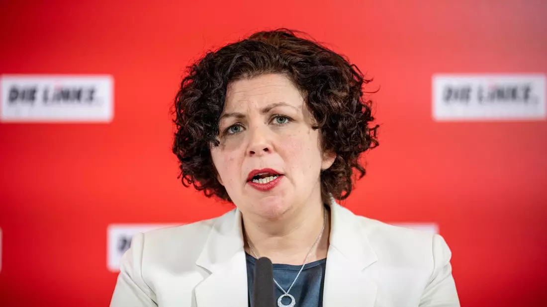 Amira Mohamed Ali will nicht erneut für das Amt der Fraktionsvorsitzenden der Linken kandidieren. - Bild: Michael Kappeler/dpa