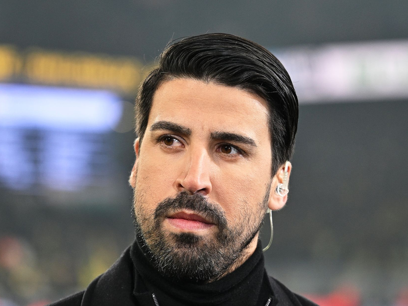 Ex-Nationalspieler Sami Khedira sorgt sich um die deutsche Nationalmannschaft. - Foto: Bernd Thissen/dpa