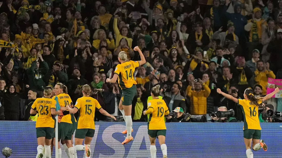 Die Australierinnen sind mit einem 2:0-Sieg gegen Dänemark ins WM-Viertelfinale eingezogen. - Bild: Rick Rycroft/AP/dpa