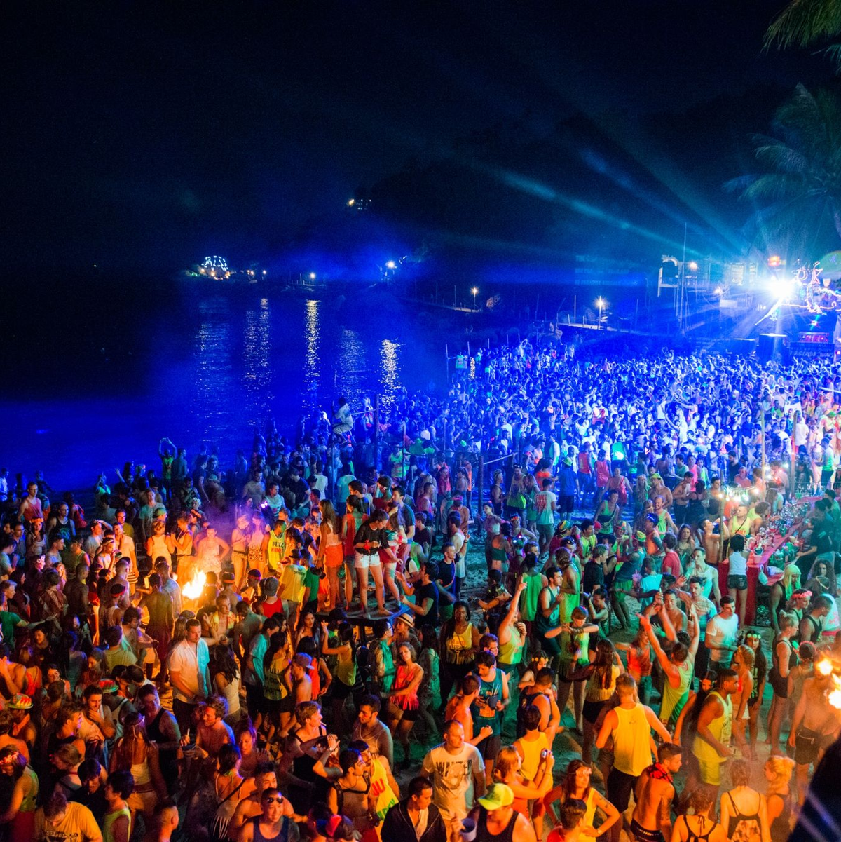 Die Full-Moon-Partys von Koh Phangan gehören seit viel Jahren zum Fixpunkt vieler Thailand-Touristen. - Foto: picture alliance / dpa