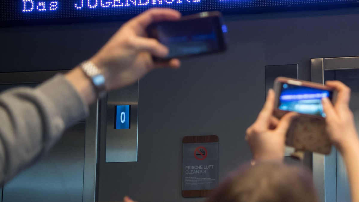 Gesucht wird das neue «Jugendwort des Jahres». - Foto: Peter Kneffel/dpa