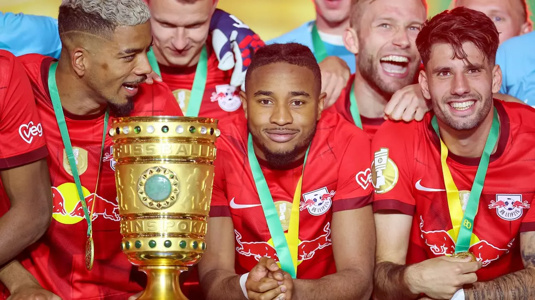 Die Leipziger hatten in der vergangenen Saison den DFB-Pokal gewonnen. - Bild: Jan Woitas/dpa