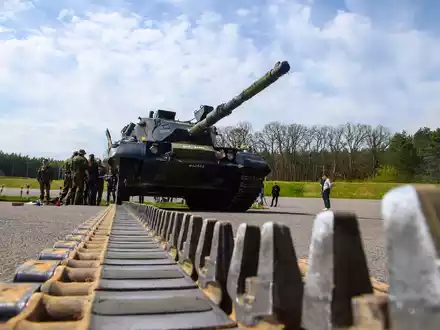 Ein Kampfpanzer vom Typ Leopard 1. - Foto: Klaus-Dietmar Gabbert/dpa