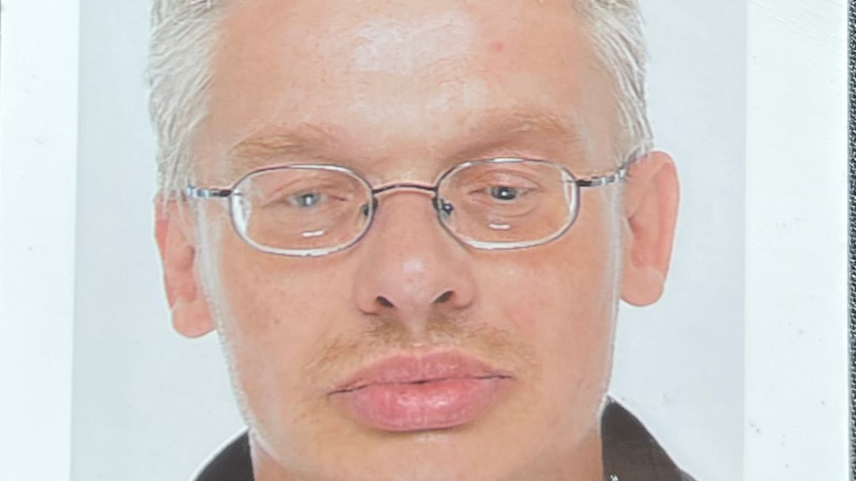 FW-EN: Farbe gelangt in den Paasbach - Feuerwehren aus Sprockhövel und Hattingen im Umweltschutz-Einsatz - Foto: presseportal.de