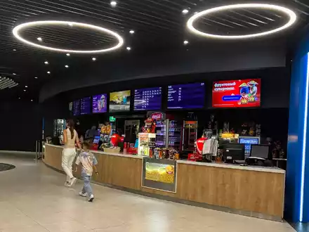 Ein Kino in einem Moskauer Einkaufszentrum: Was steht auf dem Programm? - Foto: Hannah Wagner/dpa