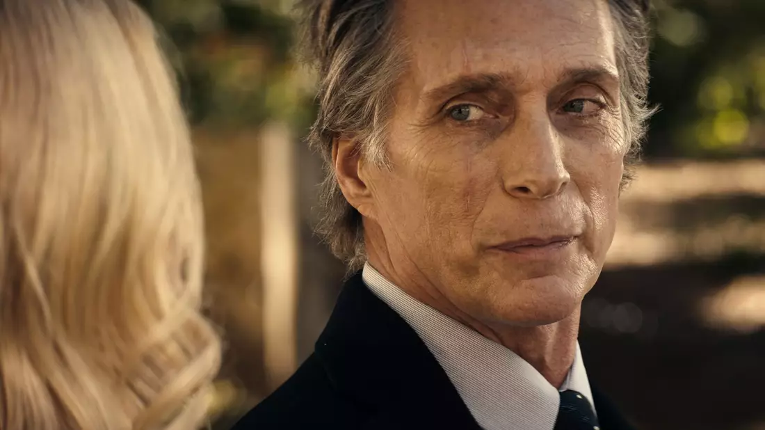 William Fichtner als Gangster Dellrayne in einer Szene des Films Hypnotic. - Bild: -/Telepool/dpa