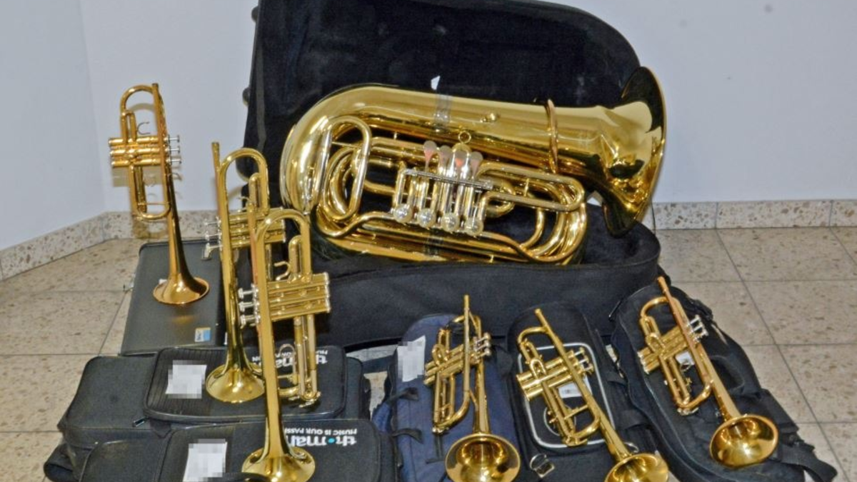 POL-UN: Kamen - Einbruch in Gesamtschule Kamen, Blasinstrumente entwendet Folgemeldung vom 08.12.2025 - 16:25 - Foto: presseportal.de