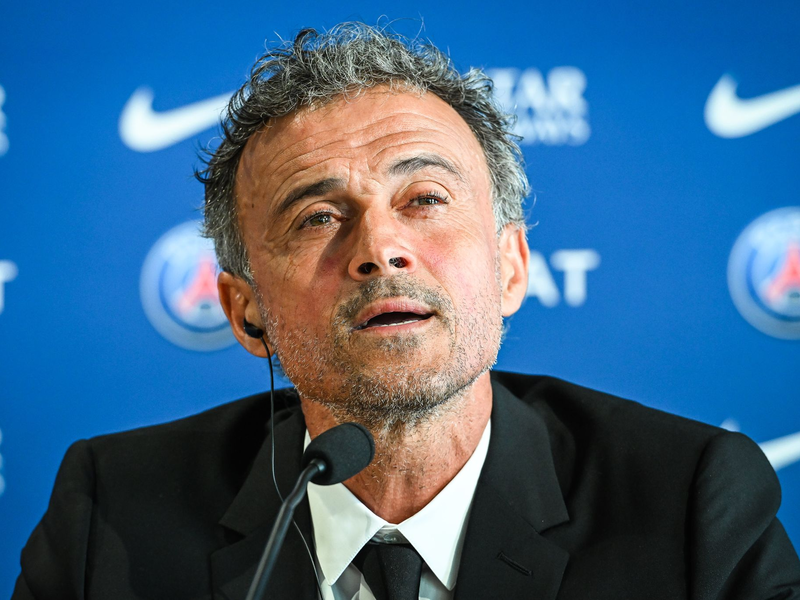 Verzichtet beim Saisonauftakt auf zwei seiner Stars: PSG-Coach Luis Enrique. - Foto: Matthieu Mirville/ZUMA Press Wire/dpa