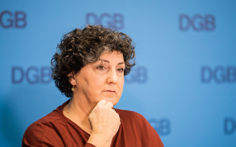 DGB-Vorständin Anja Piel fordert mehr sozialversicherungspflichtige Jobs. - Foto: Christoph Soeder/dpa/Archiv