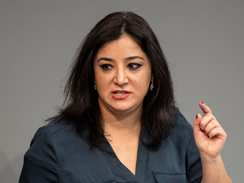 Gökay Akbulut (Die Linke) im Bundestag. - Foto: Fabian Sommer/dpa