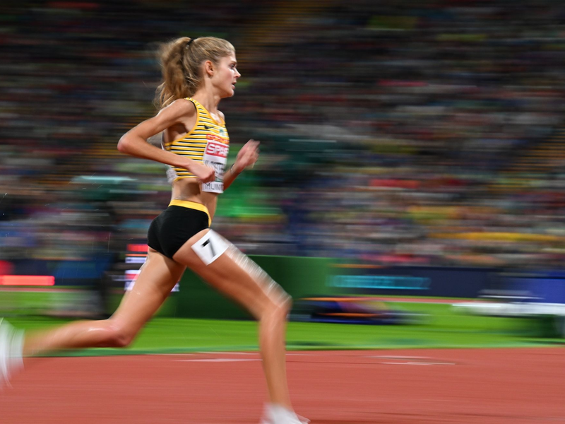 Langstreckenläuferin Konstanze Klosterhalfen wird nicht bei der WM in Budapest starten. - Foto: Angelika Warmuth/dpa