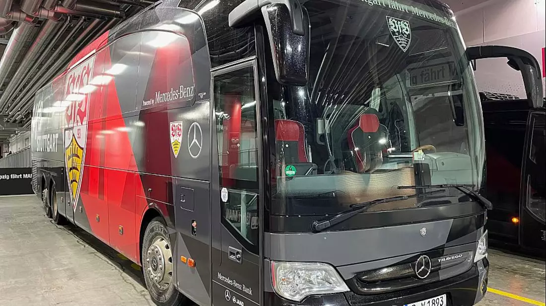 Mannschaftsbus des VfB Stuttgart (Archiv) - Bild: ?ber dts Nachrichtenagentur