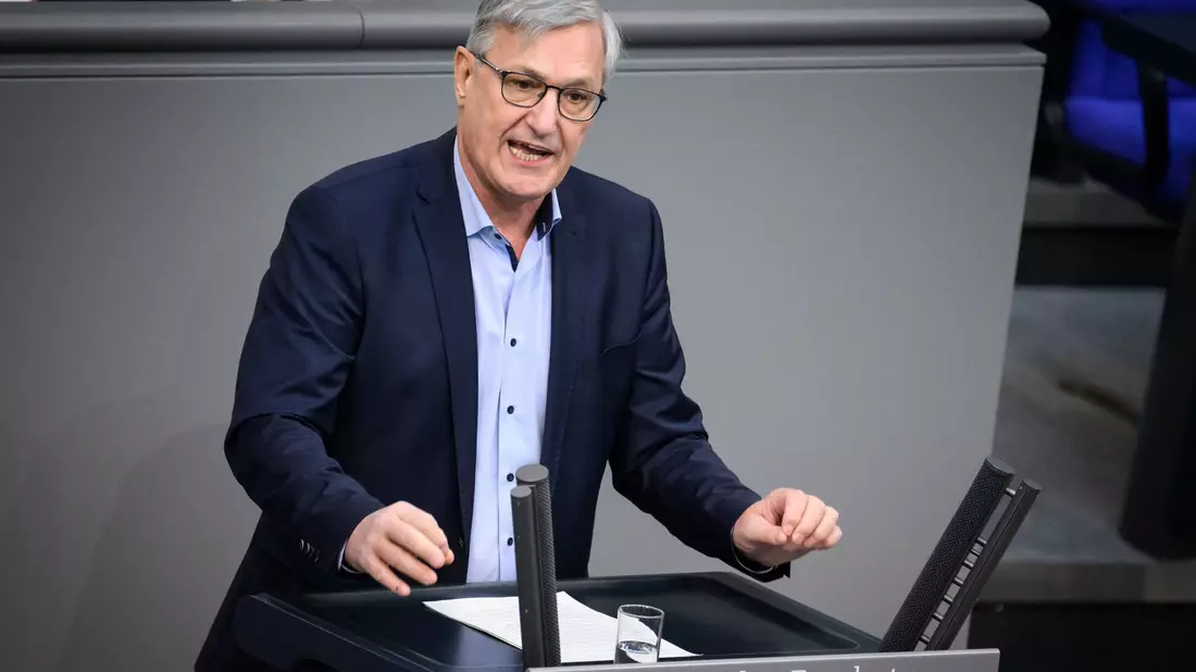 Der ehemalige Linkenchef Bernd Riexinger äußert sich zur Zukunft der Partei. - Bild: Bernd von Jutrczenka/dpa