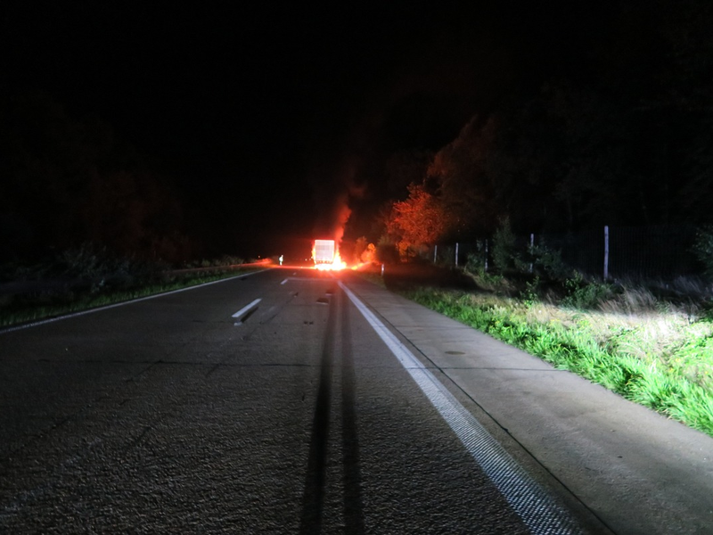 POL-PDKL: Lkw-Brand auf der A6 - Foto: presseportal.de