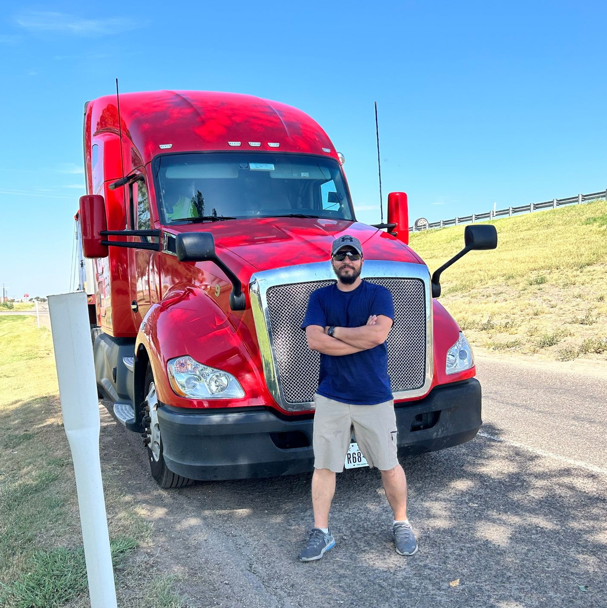 Chaibar Daulatsai ist ehemaliger Bataillonskommandeur der Spezialkräfte in Afghanistan. Heute arbeitet er als Truck-Driver in den USA. - Foto: -/privat/dpa